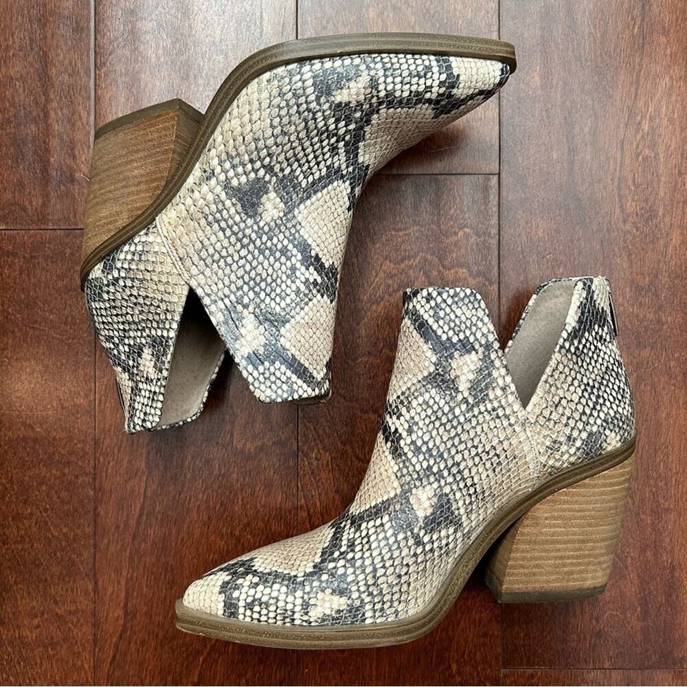 Vince Camuto Gigietta Leather “Python Snakeskin” … - image 2